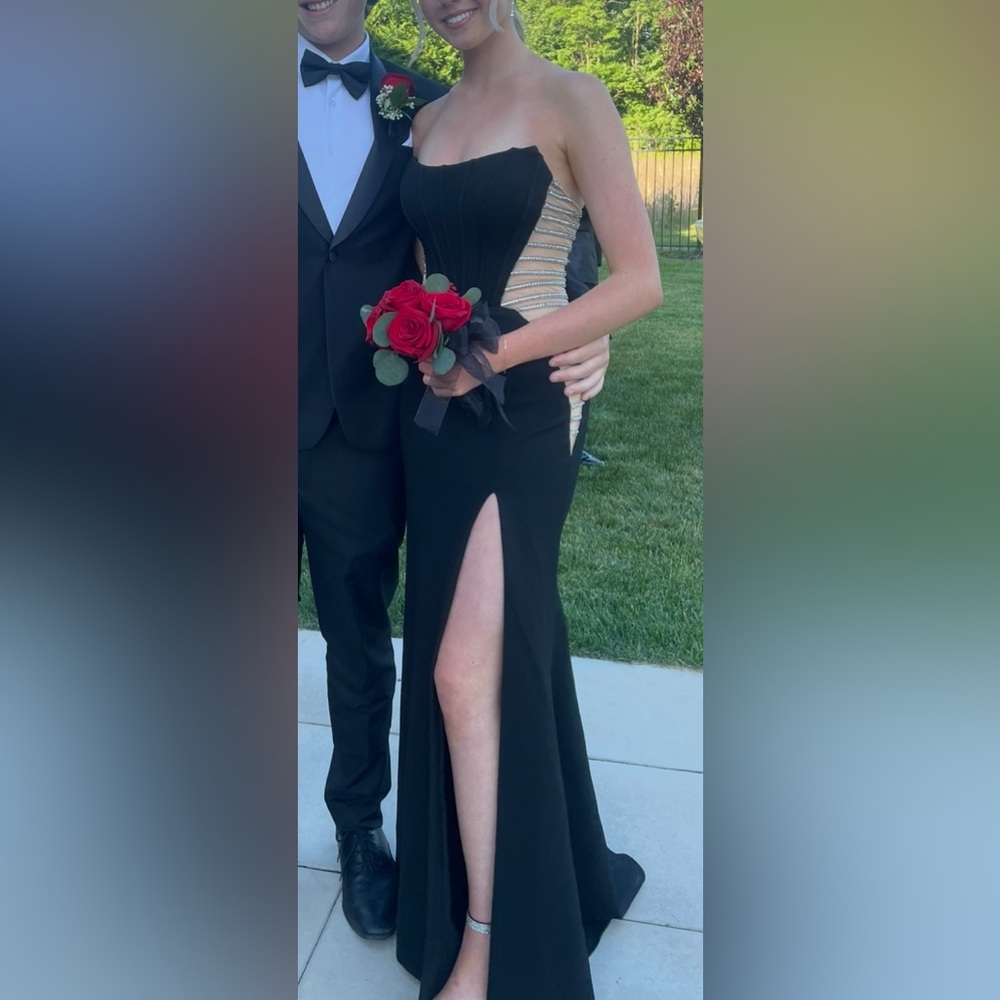 Black Strapless Sherri Hill Prom Dress